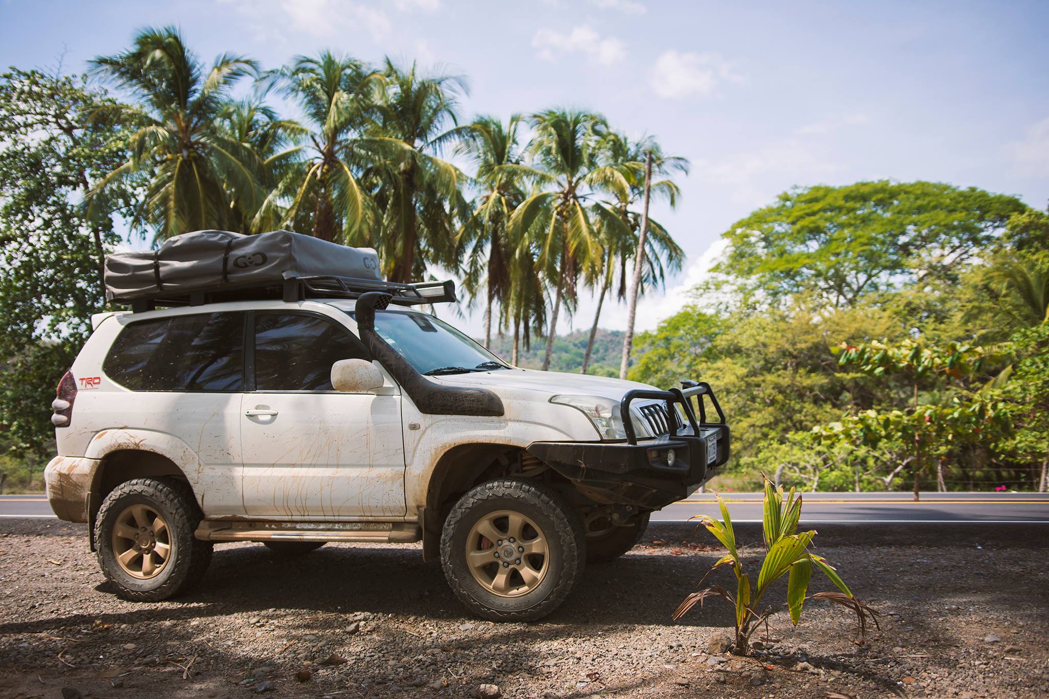 2 door Toyota Prado